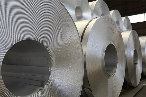 鋁卷廠家告訴您關(guān)于保溫鋁卷多少錢(qián)一噸